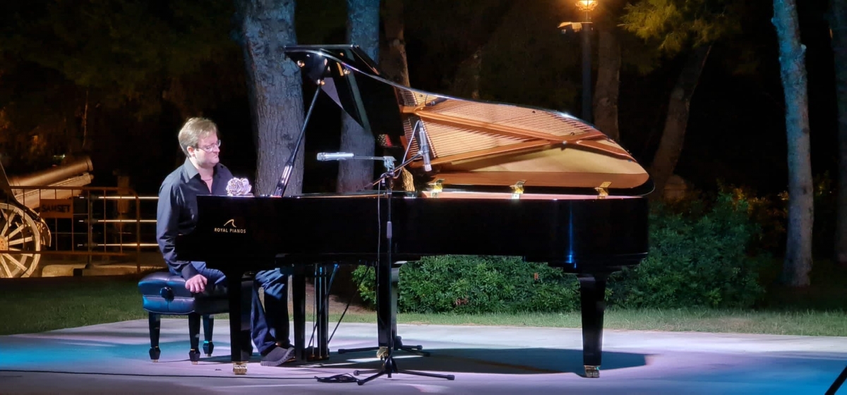 20211026113107_events_432_23-diciembre-concierto-de-piano-de-manuel-lopez-3.jpeg