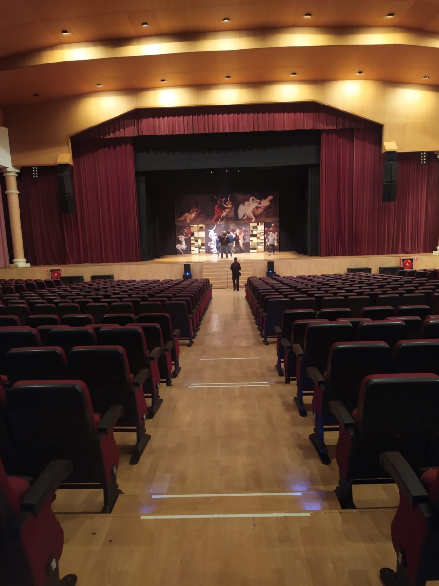 20210422131417_happened_57_la-vengadora-de-mujeres-teatro-torremolinos-cultura-4.jpg