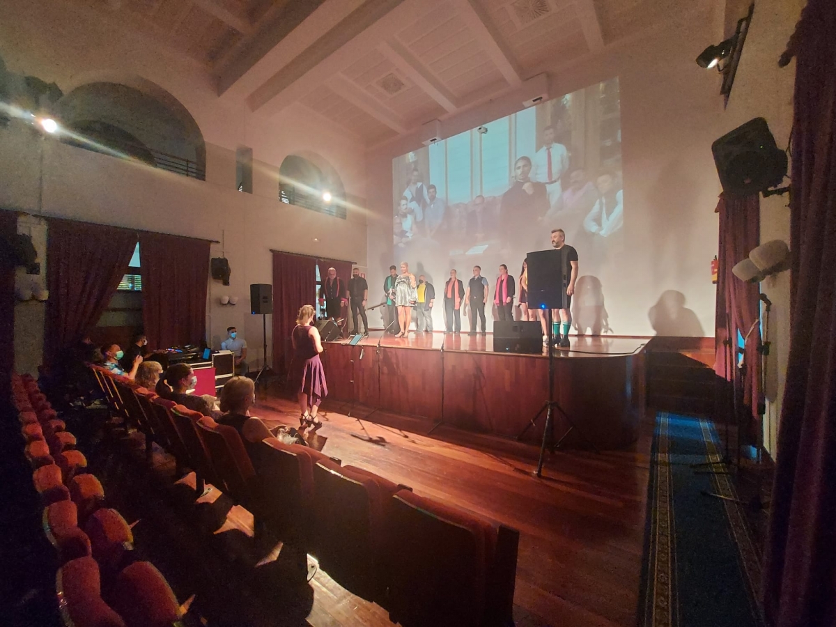 20210712142354_happened_94_gala-presentacion-los-chicos-de-la-banda-36.jpeg