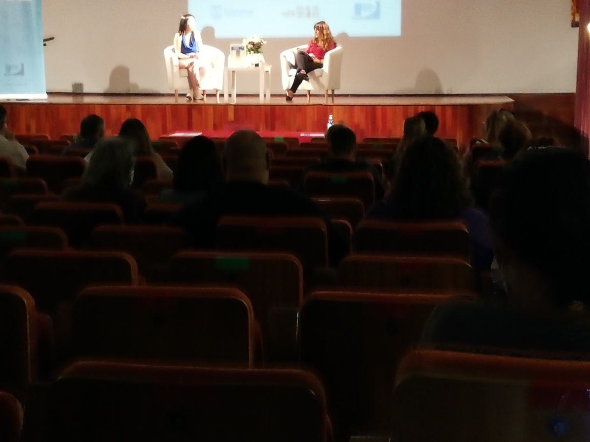 20211025133817_happened_114_20-octubre-presentacion-libro-y-luego-esta-ramona-torremolinos-cultura-2.jpg