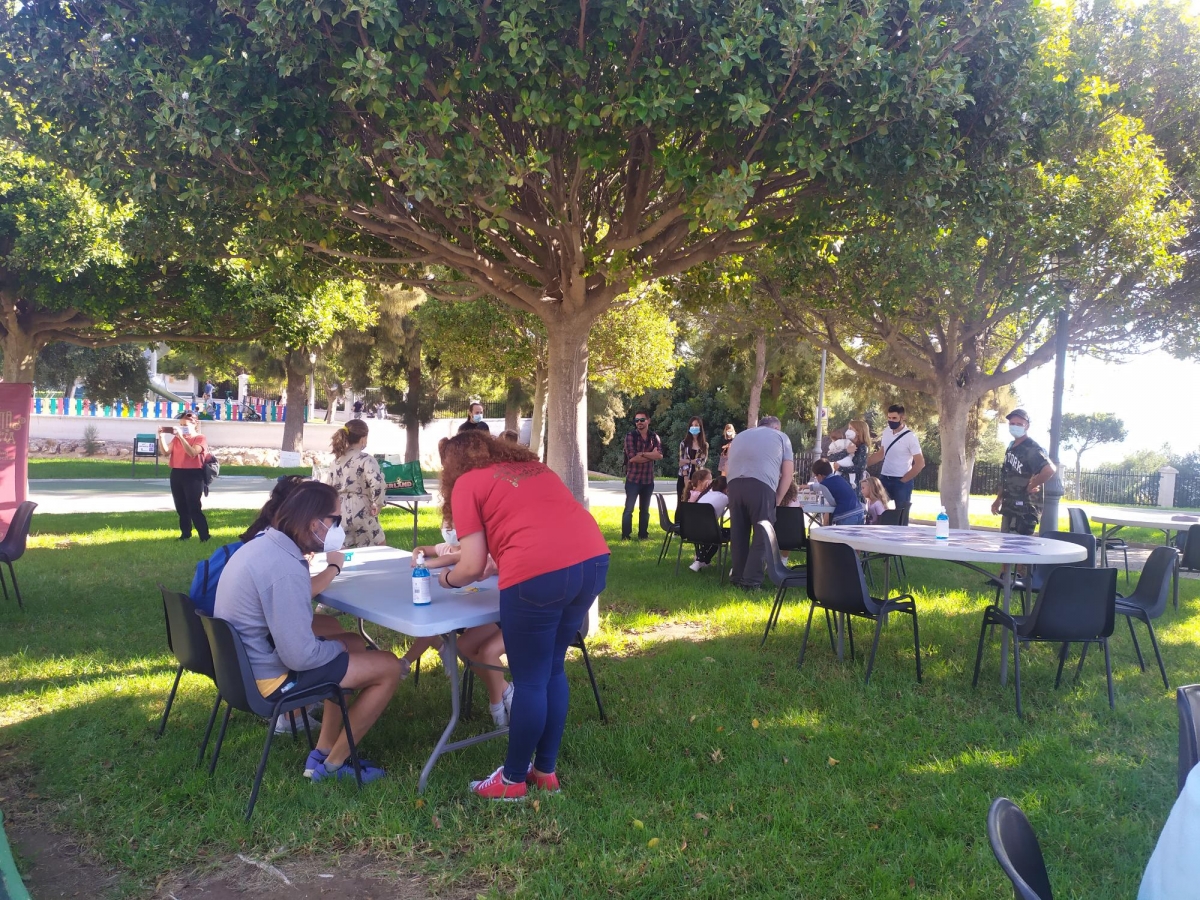 20211025143103_happened_116_23-octubre-biblioteca-juega-en-tu-barrio-torremolinos-cultura-1.jpg