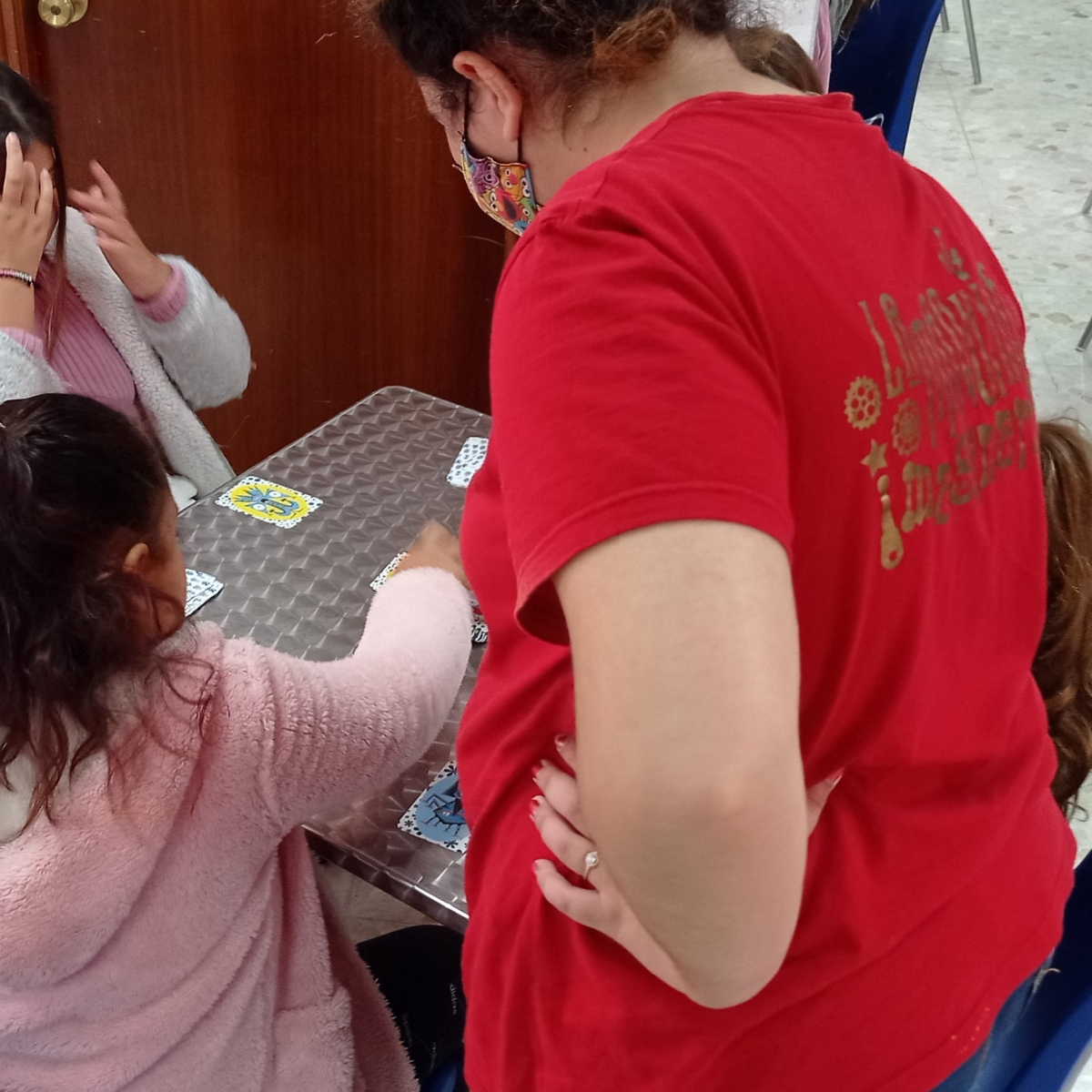 20211129114736_happened_122_20-noviembre-la-biblioteca-juega-en-tu-barrio-17.jpg