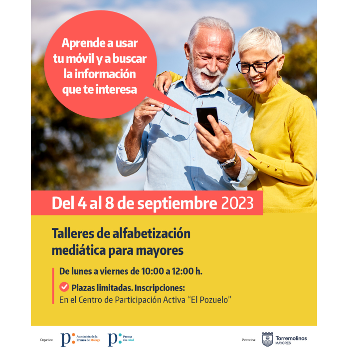 Torremolinos imparte unos talleres para los mayores sobre el uso del teléfono móvil