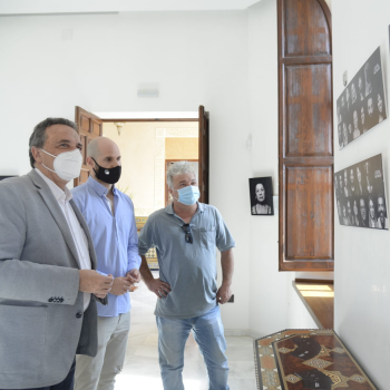 Torremolinos hosts the portrait exhibition ‘Así Somos’ by local photographer Miguel Ángel Linares