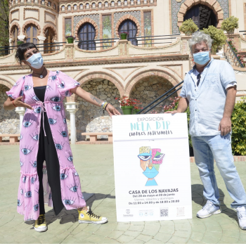The Casa de los Navajas hosts the exhibition of wooden relief paintings by the artist Nela Dip
